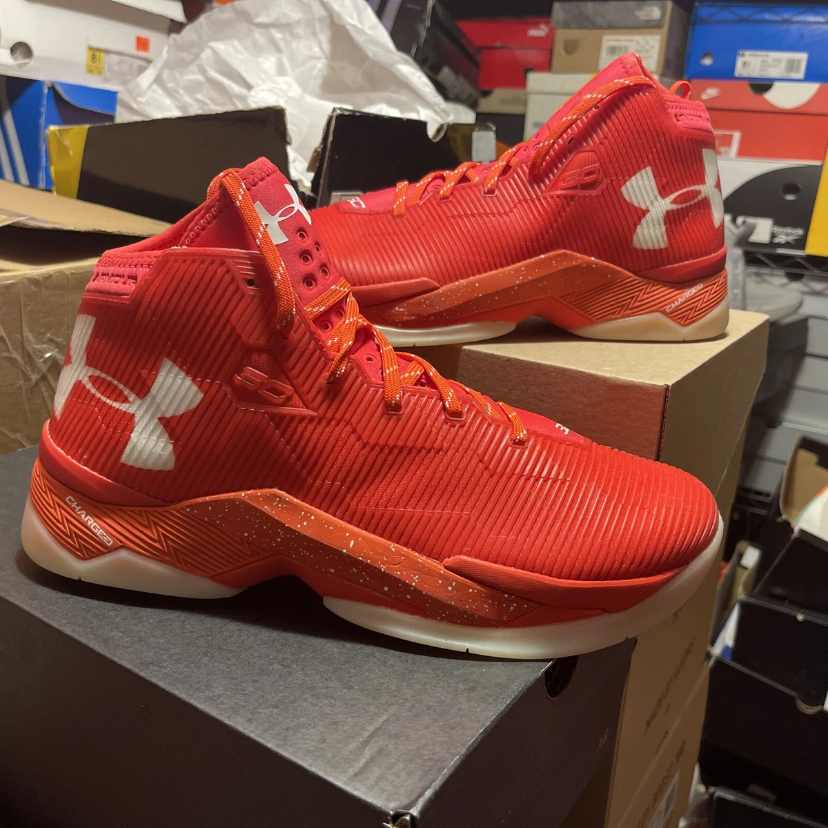Under armour curry online 2.5 orange kids