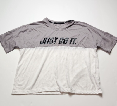 nike just do it cropped t shirt