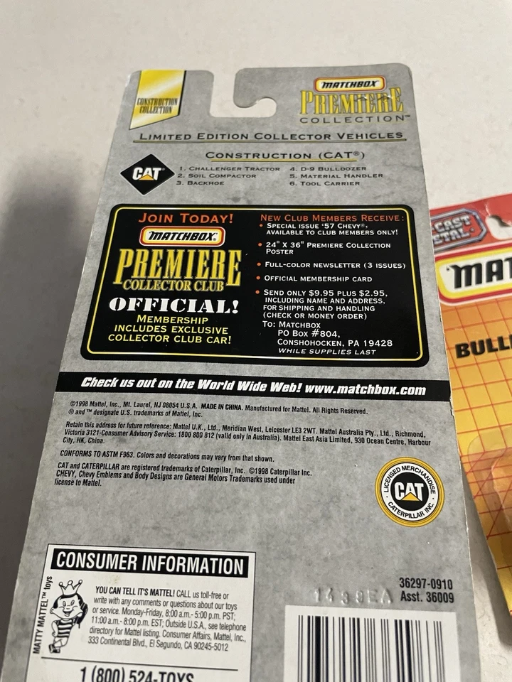 Vintage Matchbox CAT Soil Compactor 1998 & #64 Bulldozer 1993 Lot NIP Nice - Image 4 of 4