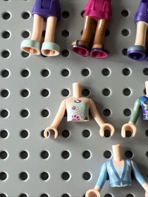 LEGO Friends Minidolls Torsos Legs Bulk Mia Andrea Stephanie Olivia Emma 17 pcs