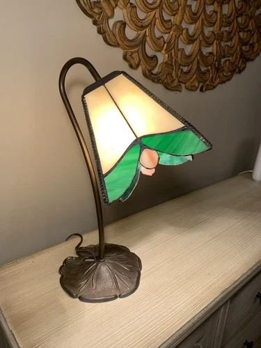 Vintage Art Nouveau Style L & L WMC 4869 Table Desk Lamp Stained Glass