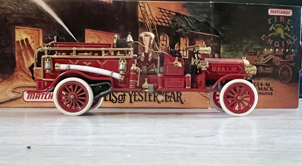 Matchbox Models Of Yesteryear Fire Engine Series 1911 MACK YFE24-M W/COA - Image 2 of 4