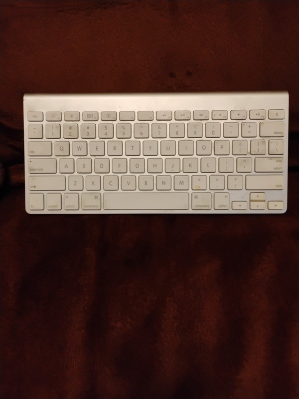 Original Apple Magic Keyboard | Bluetooth Wireless Model A1314