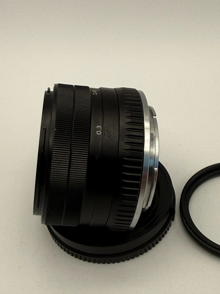 Neewer 35mm F1.2 Lens Fast Prime APS-C Lens Sony E Mount Nex F/1.2 (Manual Only) - Image 3 of 4