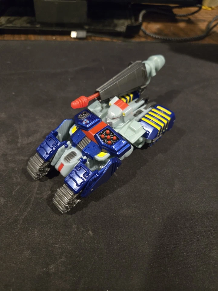 Transformers Generations Tankor Action Figure 30th Anniversary Deluxe Hasbro - Image 4 of 4