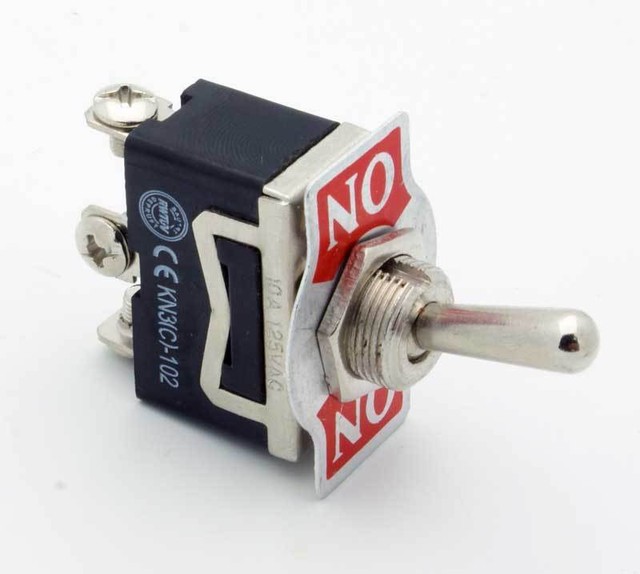 TOGGLE SWITCH ON/ON SPDT 3P SCREW TERM w/BLK RUBBER COVER 20A 125V # ...
