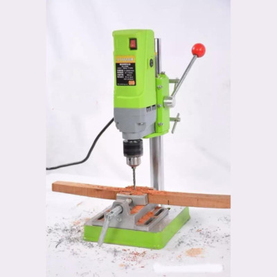 Mini-Bank-Bohrmaschine 710W Hochleistungs-Präzisionsbohrmaschine BG-5156E 220V