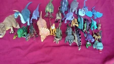 DINOSAURS PLASTIC FIGURINE LOT Of 27 LEARNING RESOURCES MIX