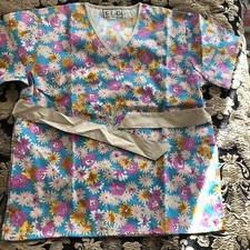 New TLC Flower Scrub Top. Size Large.