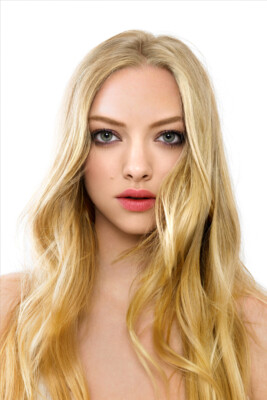 Amanda Seyfried Celebrity Actress Art Wall Indoor Room Poster - POSTER 20x30