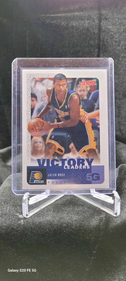 2000-01 Upper Deck Victory - Victory Leaders Jalen Rose #242 - Image 3 of 4