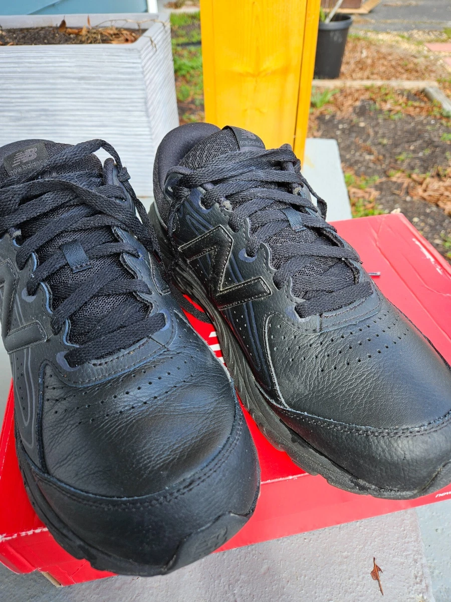 EUC New Balance 840 Triple Black Leather Athletic Running Training Shoes Men 8.5 New Balance MX840BK 840 Black Lace Up Running Sneaker Shoes  main image 2
