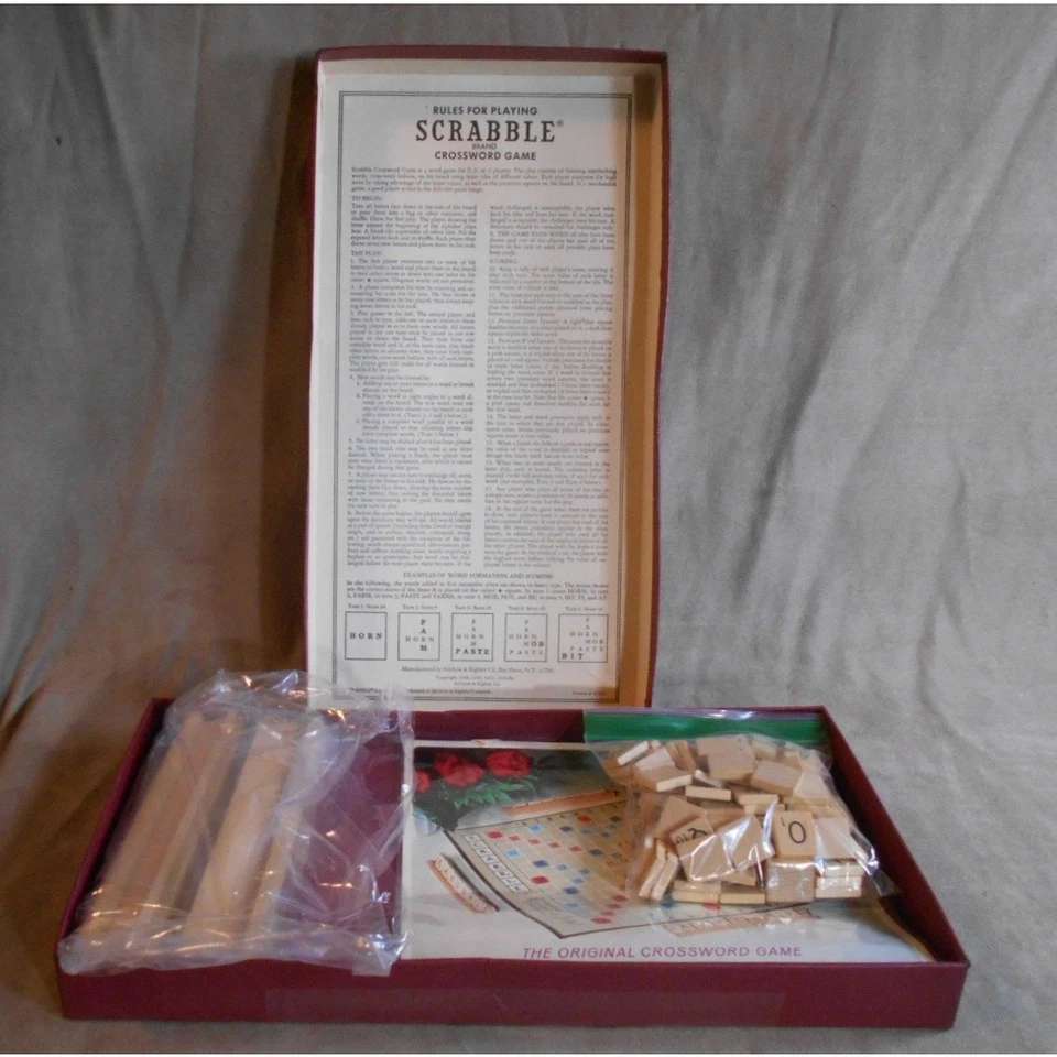 Vintage 1976 Scrabble Crossword Game Complete Selchow & Righter - Image 2 of 4