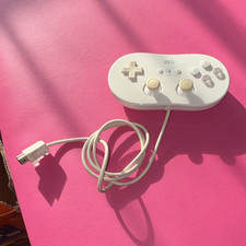 Nintendo Wii Classic Controller RVL-005 White...