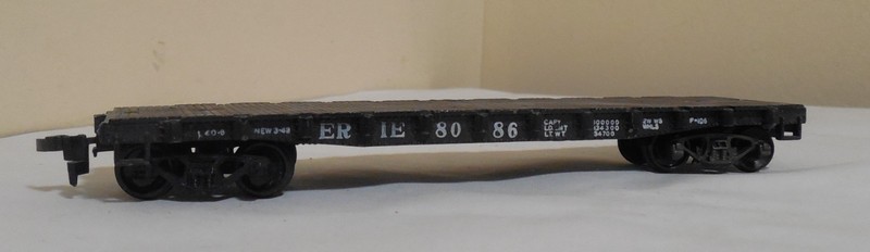 Life-Like 40' Erie flatcar
