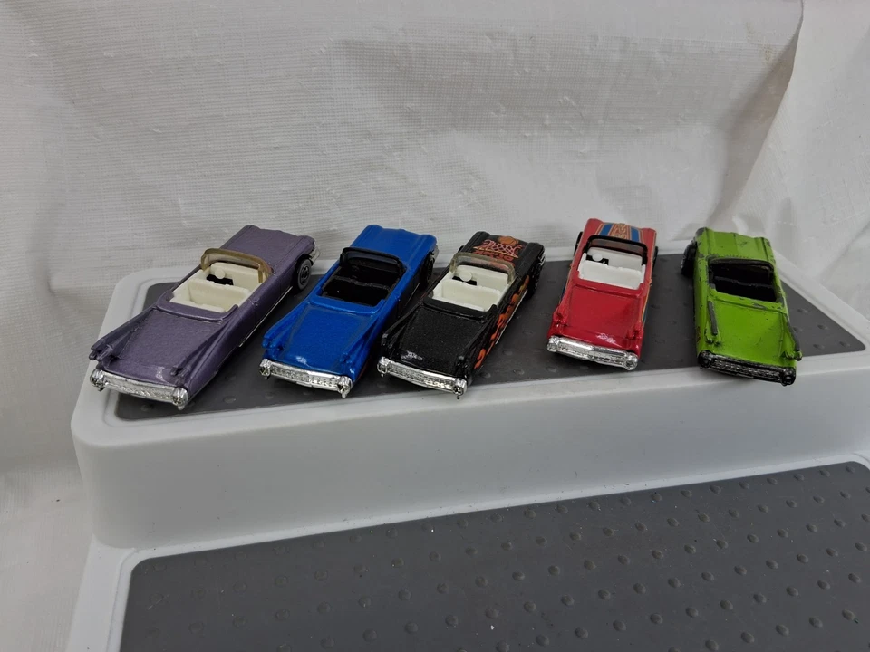 Hot Wheels 1959 Cadillac Convertible Lote de 5 Negro Azul Rojo Verde Die Cast Foto 4 de 4