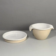 Bennington Potters 180 Batter Bowl w Lid Spout Stoneware Vermont USA