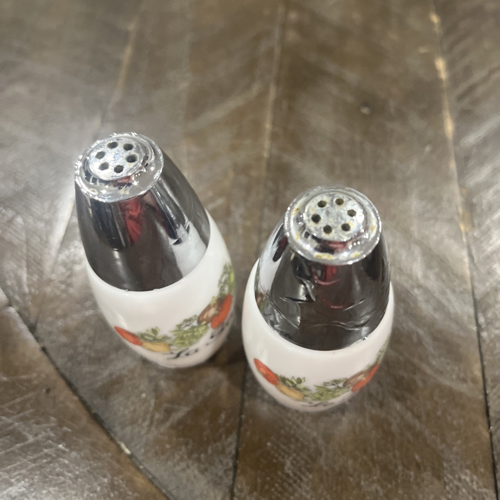 Vtg Corning Ware Gemco Spice of Life Salt Pepper Shakers La Saliere Le Poivrier