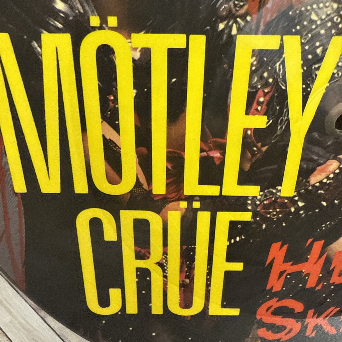 VTG 80s Mötley Crüe 33 Rpm Picture Disk Helter-Skelter 1984