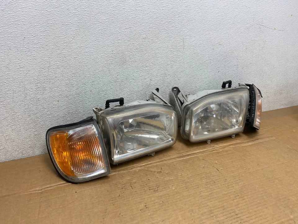 Faros izquierdo+derecho Nissan Pathfinder 1999-2004 + intermitente OEM M6810 DW Foto 3 de 4