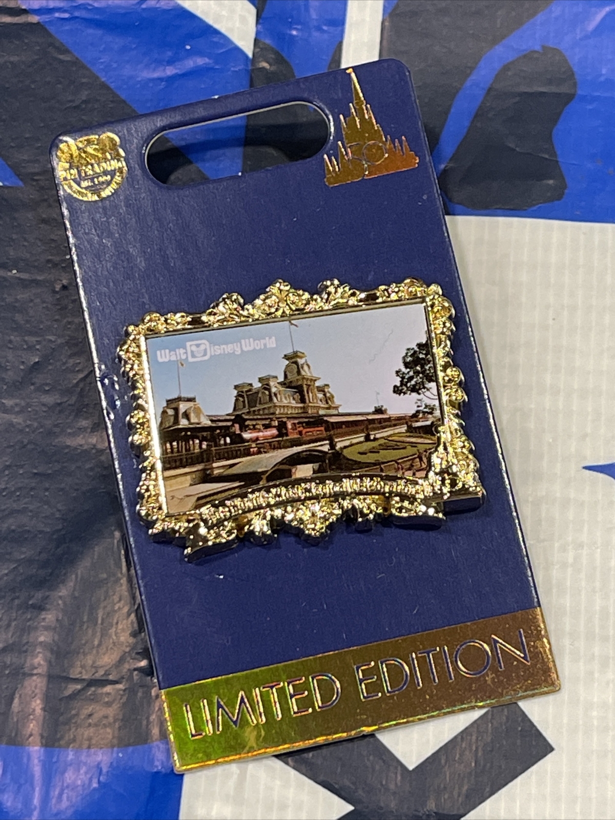 Walt Disney World Parks 50th Anniversary Train Station Limited Postcard Pin 💥🔥