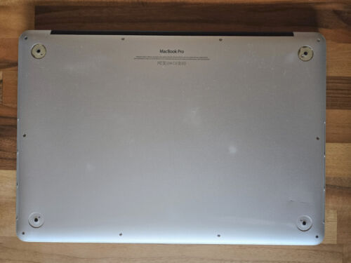 Apple MacBook Pro Retina 15-inch, Mid 2012 i7 256GB SSD - Picture 3 of 8