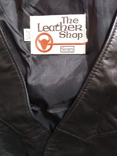 The Leather Shop Vest Men's XL 46R Buttonup V-Nk Slit Pkts Leather Black Vtg EUC - Picture 6 of 12