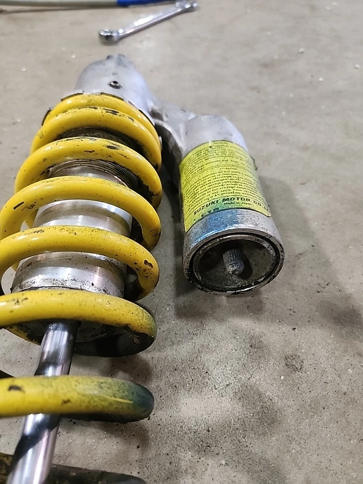 1986 1987 1988 Suzuki RM125 RM 125  Rear Shock Suspension Spring (4) — 第 3/4 张图片