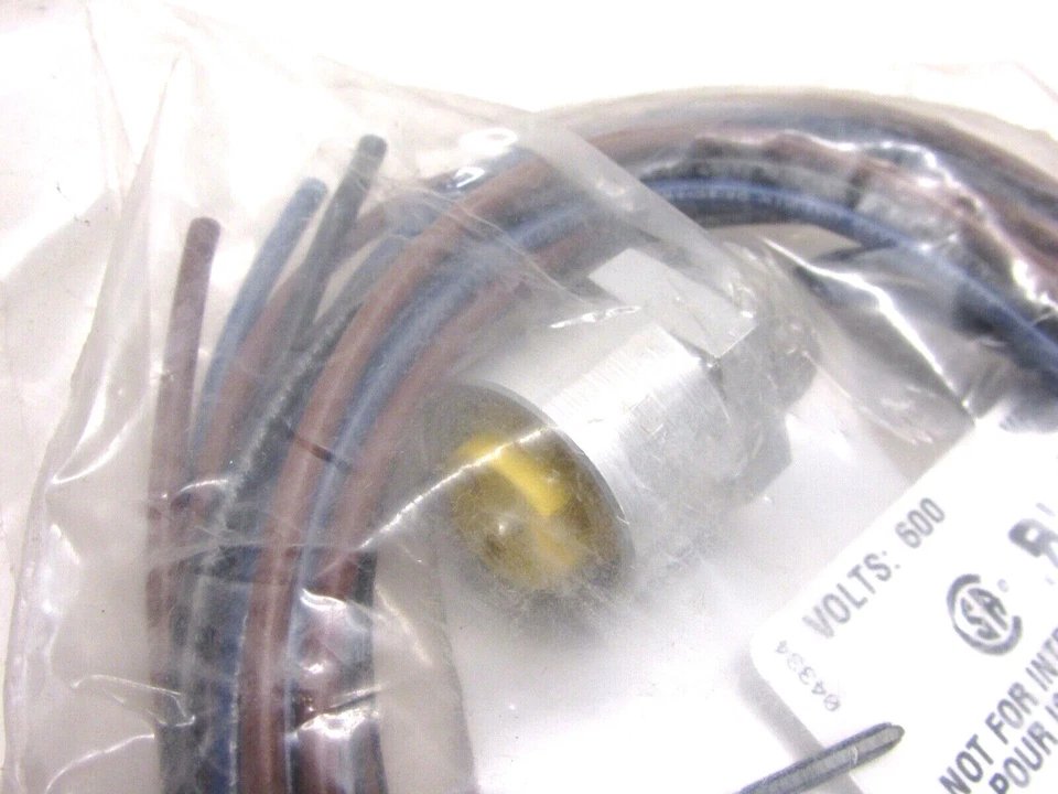 COOPER CROUSE-HINDS MINI LINE RECEPTACLE, 5000109-580E - Image 2 of 3