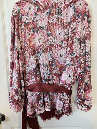 3X LC Lauren Conrad Top Women’s Red Tie Waist Faux Wrap Blouse Sequin Floral - Picture 8 of 14