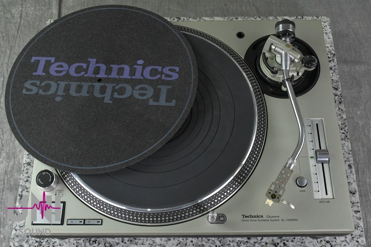 Technics SL-1200MK5 Silver Direct Drive DJ Turntable in Very