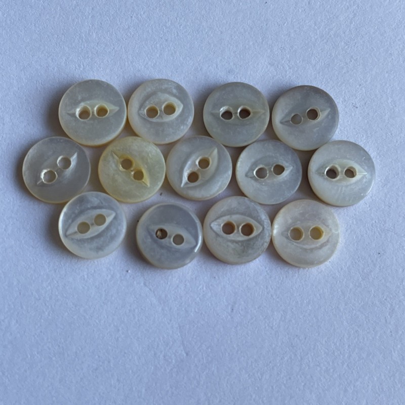 13 Vintage Cat Eye Deminutive MOP Mother Of Pearl Buttons 0.33”
