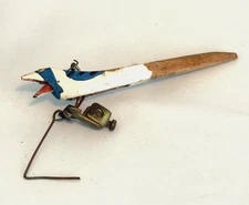 VINTAGE HAND CARVED WOODEN BLACK FOREST CUCKOO BIRD WITH MOVING BEAK - 2 3/4" L