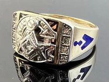 Vintage 10k Yellow Gold Diamond Blue Enamel Masonic Ring Size 11.5
