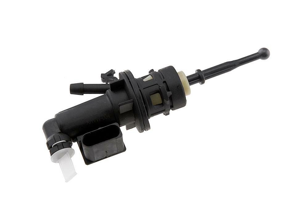 NEW CLUTCH MASTER CYLINDER