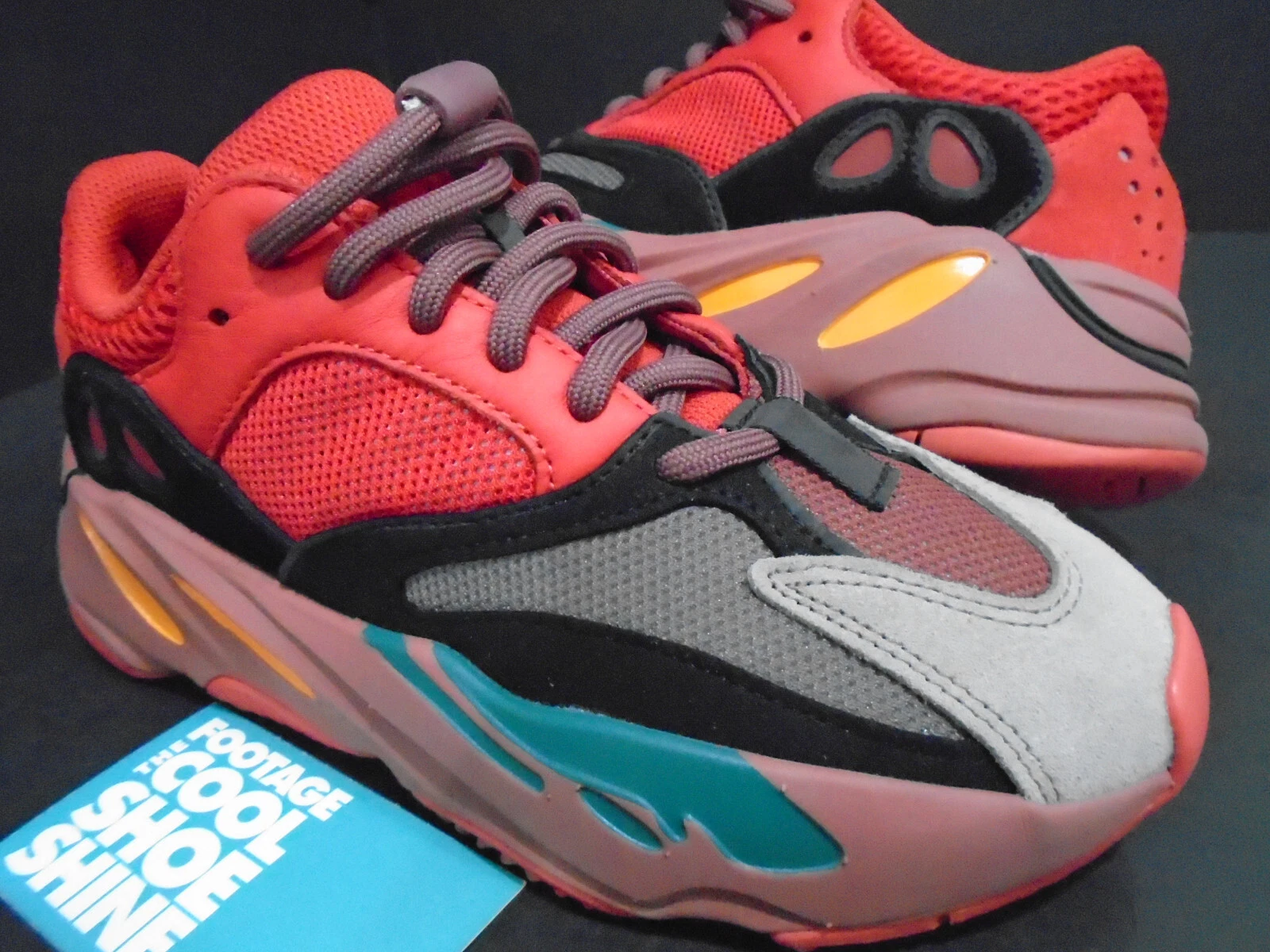 ADIDAS YEEZY BOOST 700 KANYE WEST WAVE RUNNER ALTA RISOLUZIONE ROSSO NERO GRIGIO 350 HQ6979 4