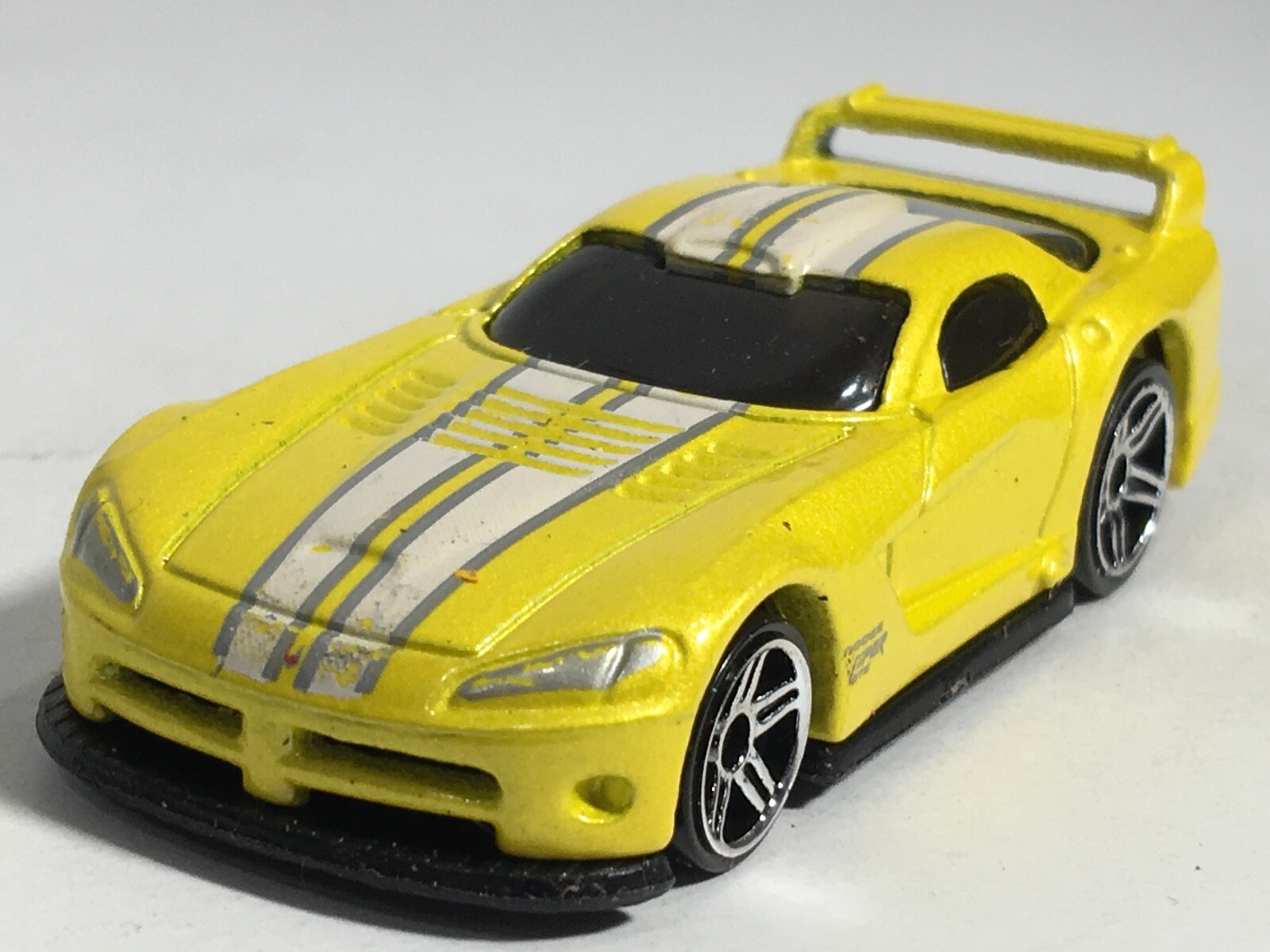 Hot Wheels 2006 Dodge Viper GTS-R Metalflake Yellow HW MOPAR Madness Loose 