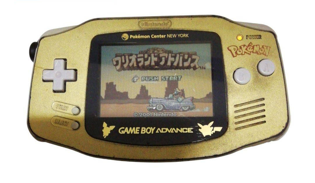 GameBoy Advance Pokemon Center New York Gold Limited Console GameBoy Advance Pokemon Center New York Gold Limited Console