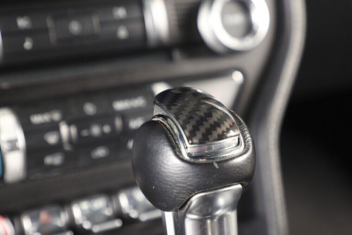 Cabezal de perilla de cambio de marchas de consola central para Ford Mustang 2024-2025 ABS fibra de carbono - Imagen 4 de 11