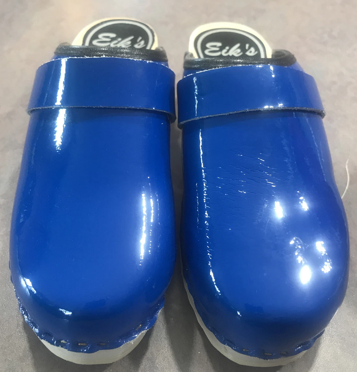 Women s Size 5 EIK S LUXUS CLOGS Blue Patent Leather Wood Base