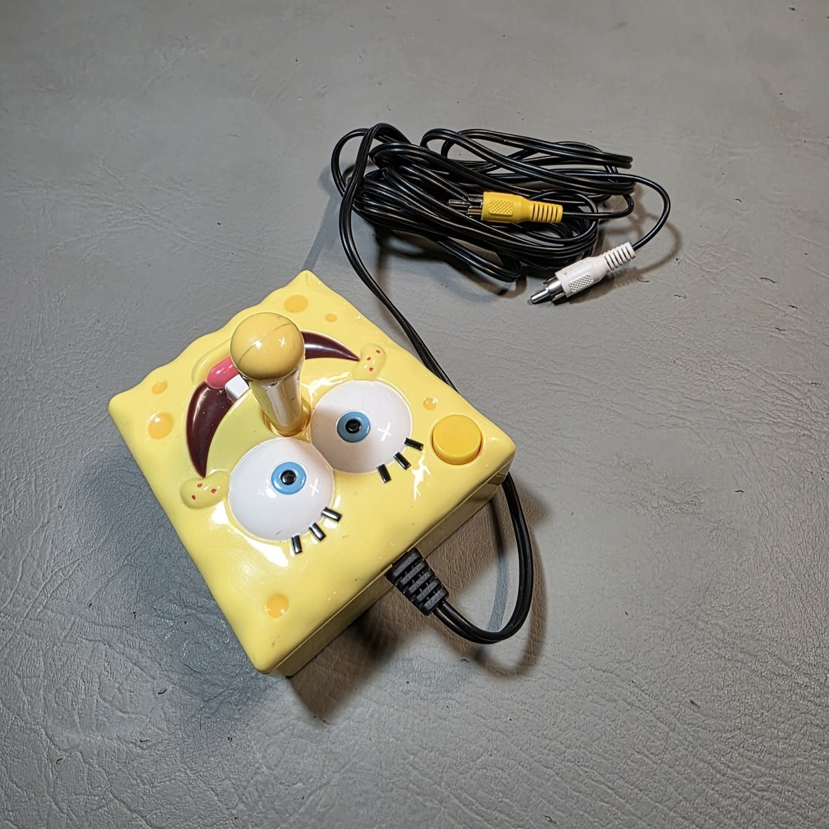 2003年スポンジボブ　ゲーム　コントローラー　ジャンク品ヴィンテージ USA SpongeBob Squarepants Plug n' Play Jakks Pacific TV Games Video