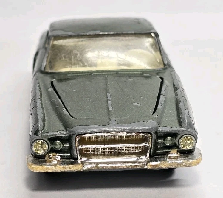 Corgi Toys Ghia L6.4 Rare Sage Green Gt. Britain Vintage Original  - Image 3 of 4