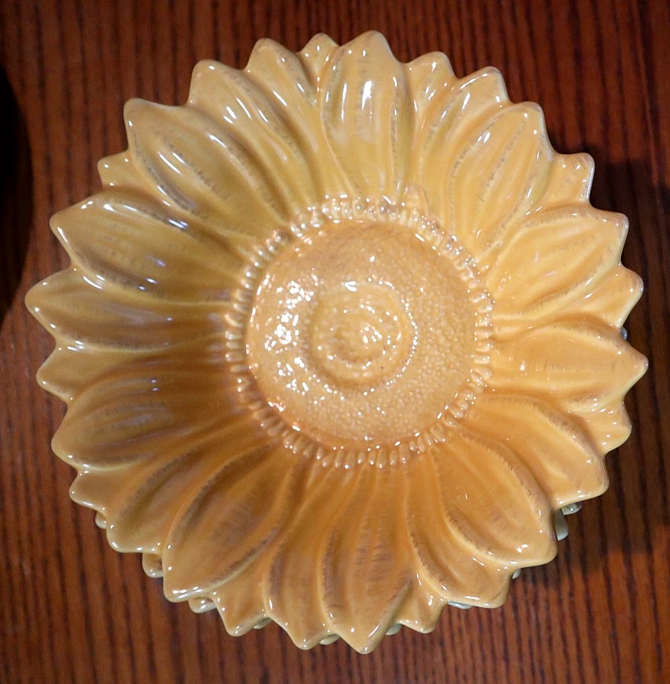 4 шт. ГОНЧАРНЫЙ САРАЙ Золотая Подсолнечная Сервировочная Чаша Салат / Суп Керамика ~ Снят с производства - Изображение 2 из 3