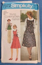 Simplicity 7372 Misses' Jumper or Top & Blouse Size 10 Bust 32 1/2" UNCUT