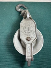 SHERMAN & REILLY  BLOCK PULLEY MODEL XS-100-A WITH HOOK