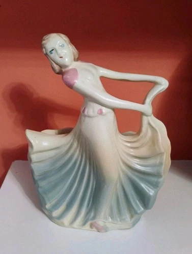 Vintage 1940s "Art Deco" Era Hull Pottery Dancing Lady Planter #955
