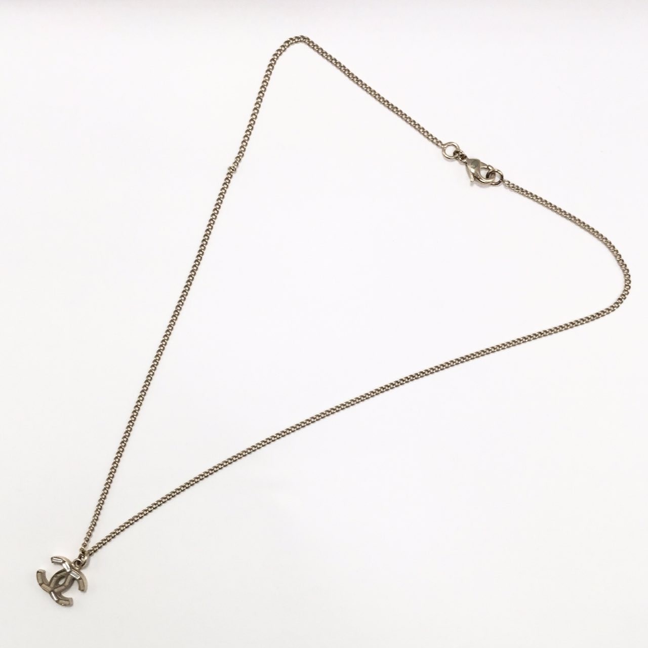 Auth CHANEL Excellent Condition Coco Pendant Chai… - image 3