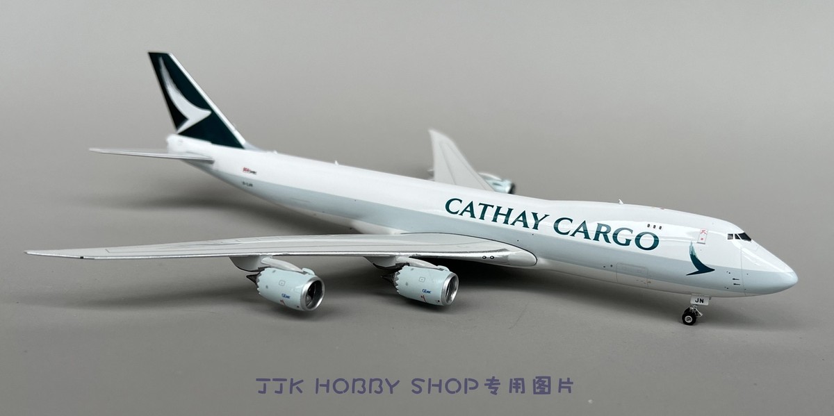 Phoenix 1/400 Cathay Pacific Airways Boeing 747-8 B-LJN