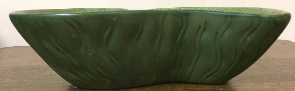 Heart Leaf Shaped Candy / Snack Dish Green Mid Century - Image 3 of 4