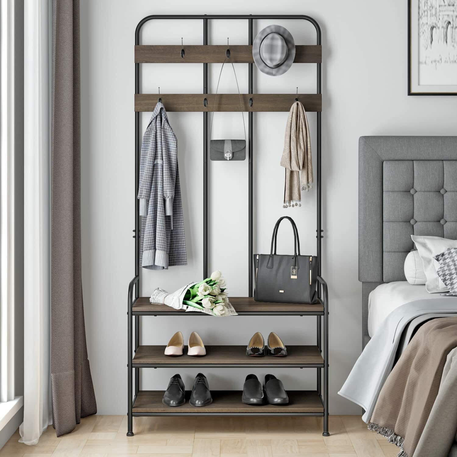 Immagine 01 - Appendiabiti da terra Stand appendiabiti Autoportante con 7 Ganci 3 Ripiani